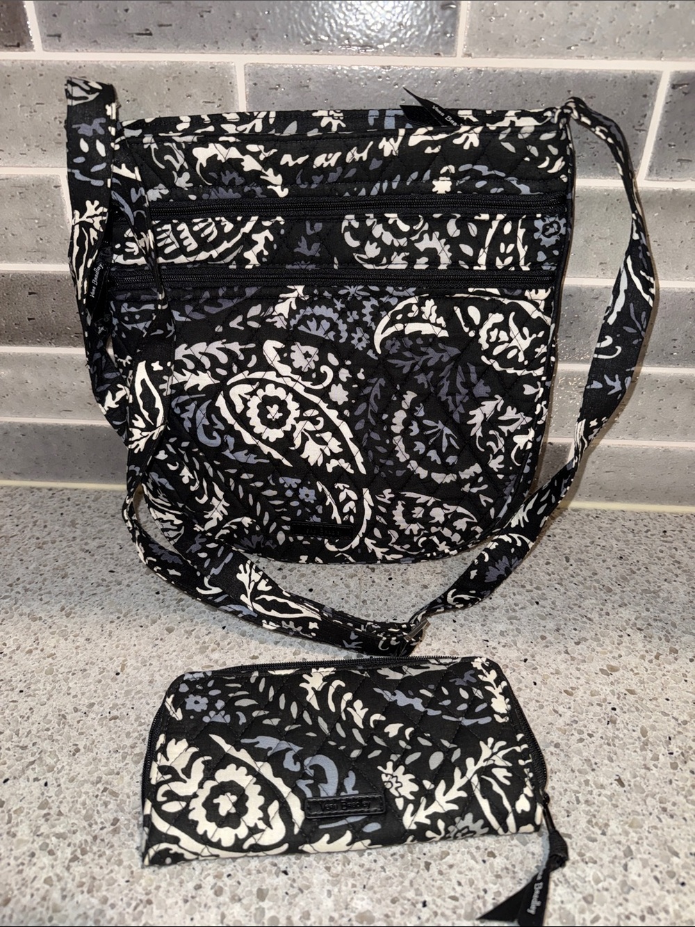 Vera Bradley Paisley Noir Triple Zip Crossbody with Accordion Wallet. Like New